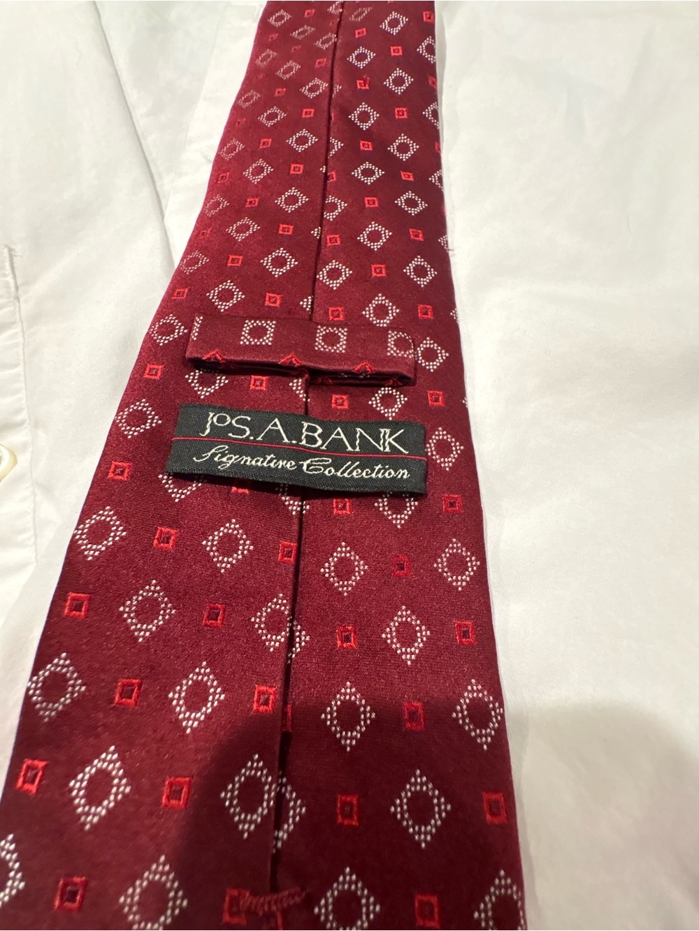 Jos. A. Bank Signature Collection Burgundy Diamond Pattern Silk Tie